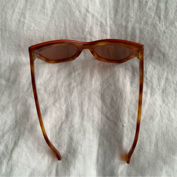 Loewe Tortoiseshell Cat Eye Brown Tan Orange Sunglasses LW 40014U - Picture 6 of 8